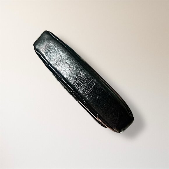 New Nicole Miller Black Quilted Crossbody Bag Chevron Gold Chain Cocktail Party - Picture 8 of 12